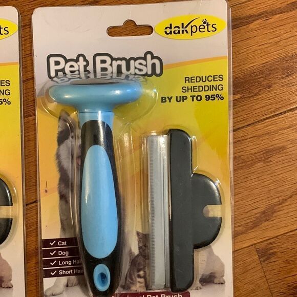 Professional Pet Brush bundle of FOUR reduces shedding by up to 95%. Resellers?! - Picture 3 of 8